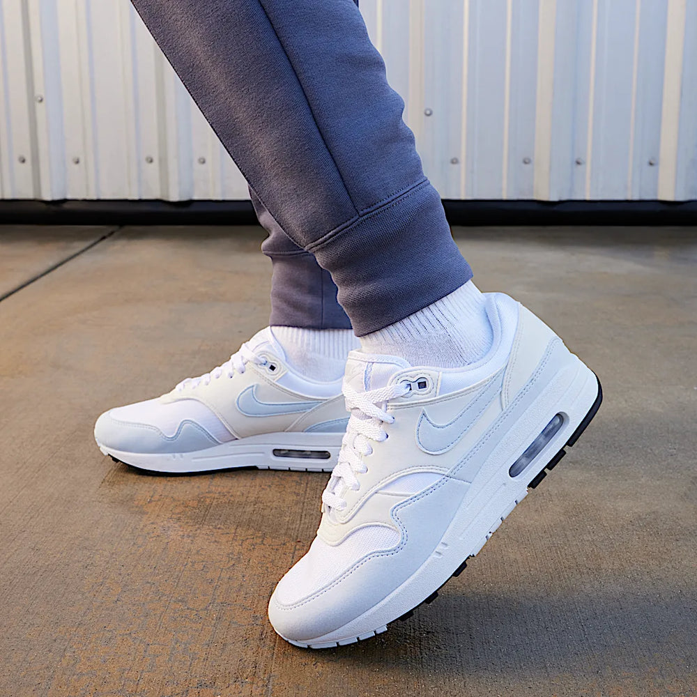 Nike Wmns Air Max 1 Football Grey-Nike-pikastore.cz