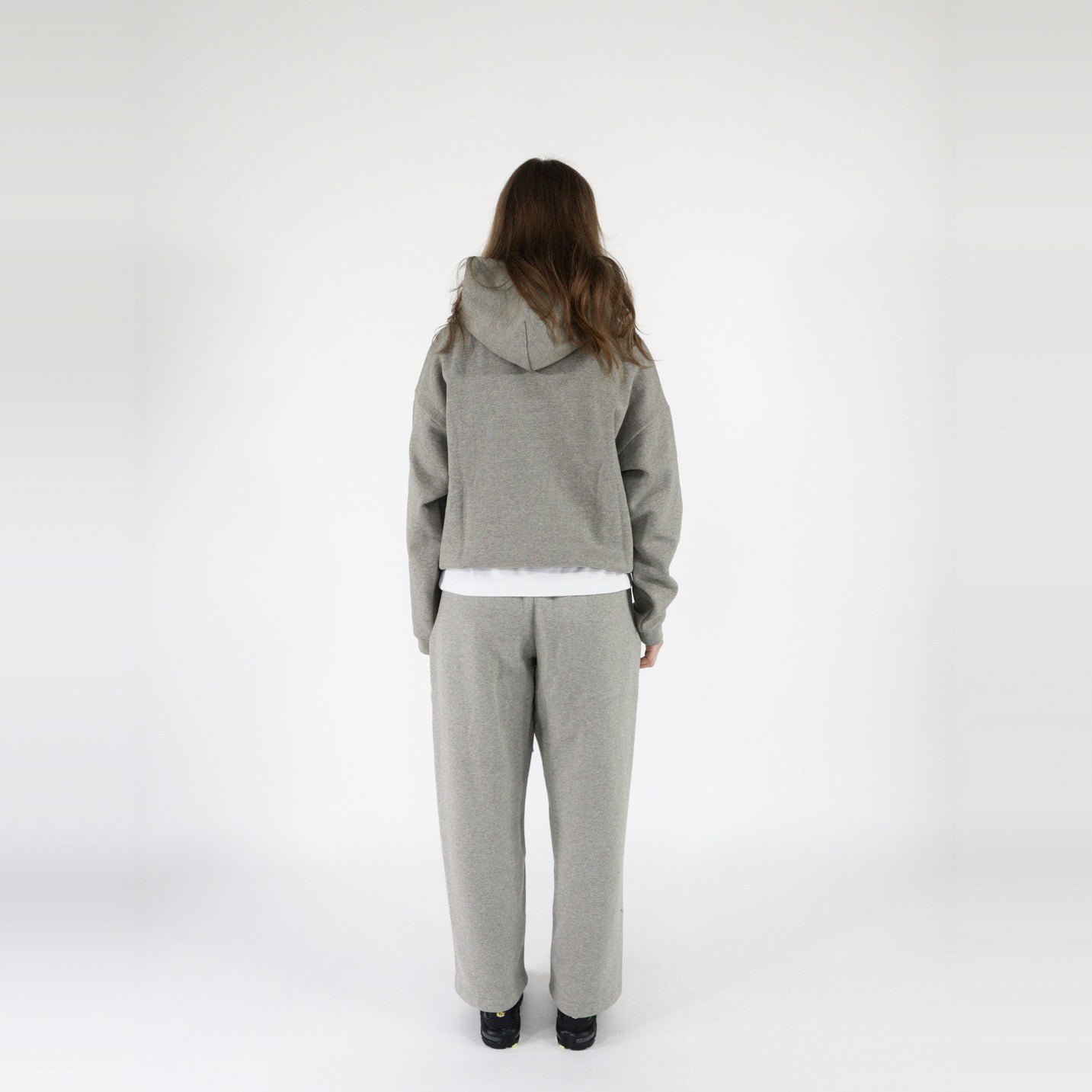 pikastore.cz Fear of God Essentials Fleece Hoodie S24 Dark Heather + S24 Sweatpants Relaxed Heather SET-Bundle-pikastore.cz-pikastore.cz