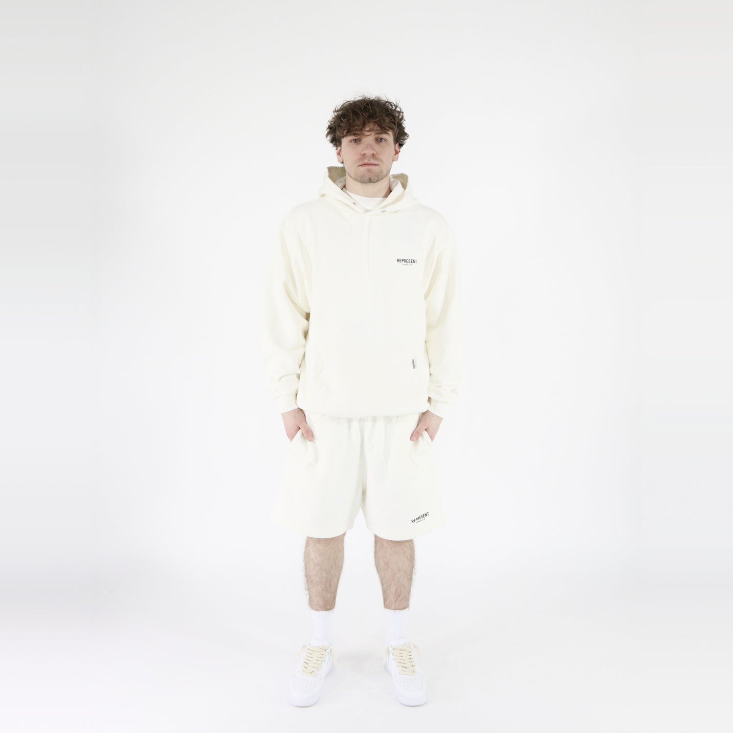 pikastore.cz - Represent Owners Club Hoodie Flat White + Owners Club Shorts Flat White SET-Bundle-pikastore.cz-pikastore.cz