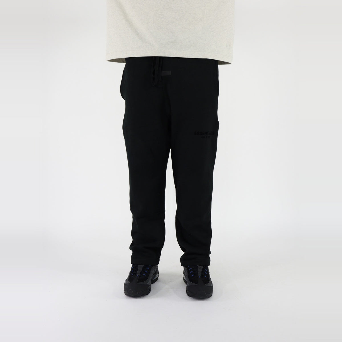 Fear of God Essentials Relaxed Sweatpants Stretch Limo – pantaloni della tuta – foto 3 di 4