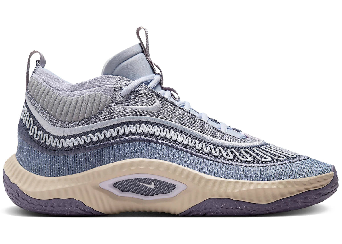 Nike Cosmic Unity 3 Be True To Her School – sneakers