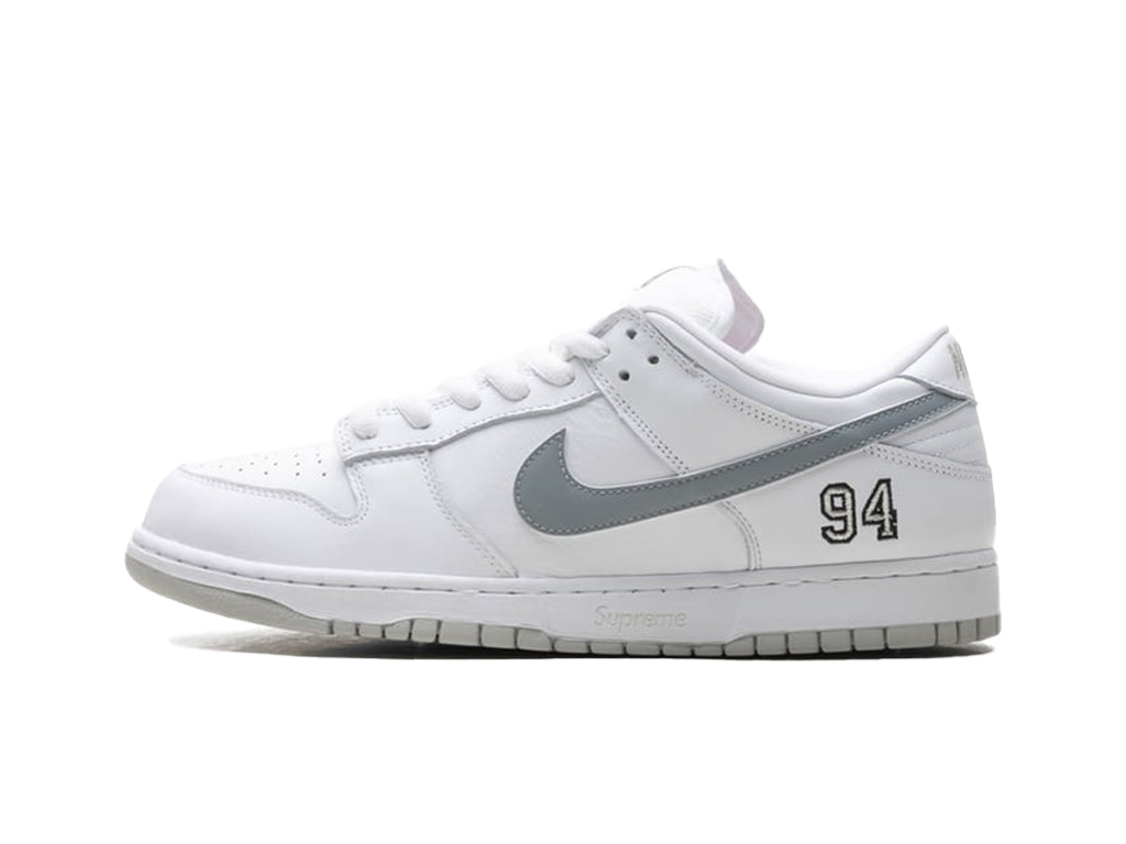 Nike Supreme x Dunk Low SB White Metallic Silver-Nike-pikastore.cz