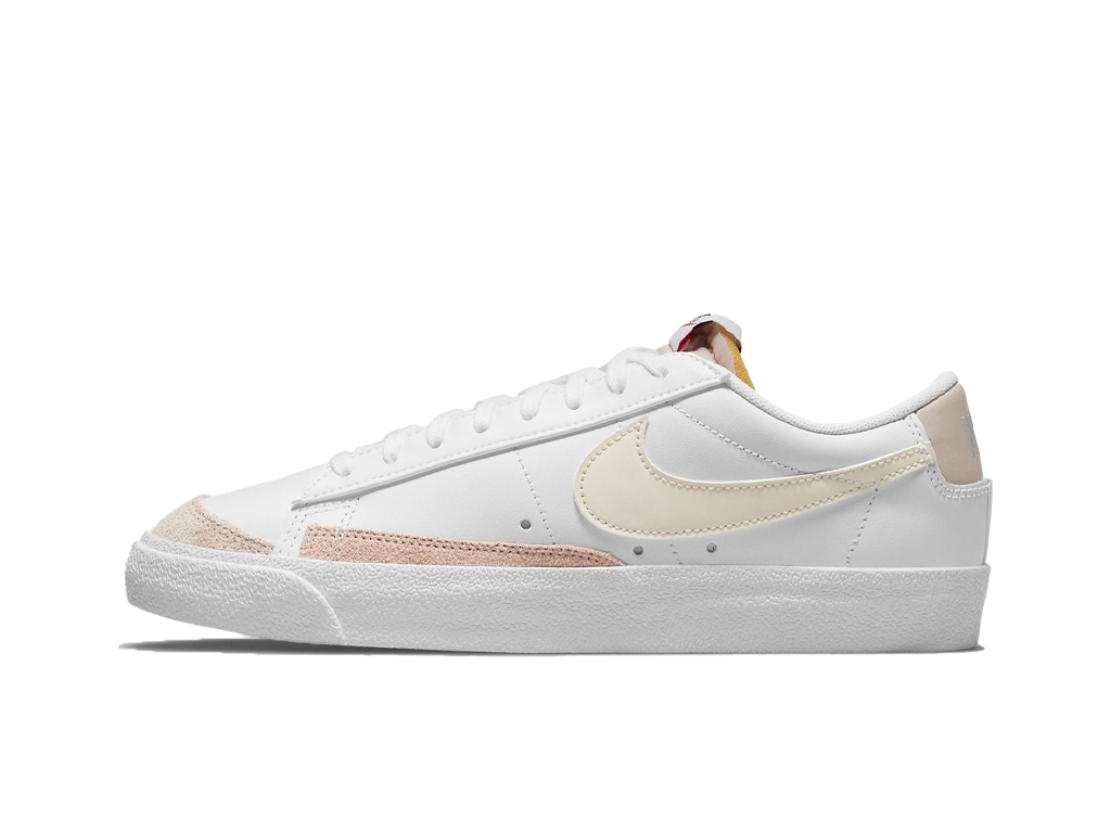 Nike Wmns Blazer Low 77 White Fossil Stone-Nike-pikastore.cz