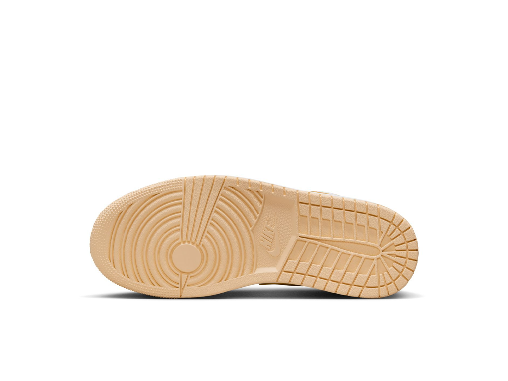 Nike Wmns Air Jordan 1 Low Sail Yellow Ochre-Air Jordan-pikastore.cz