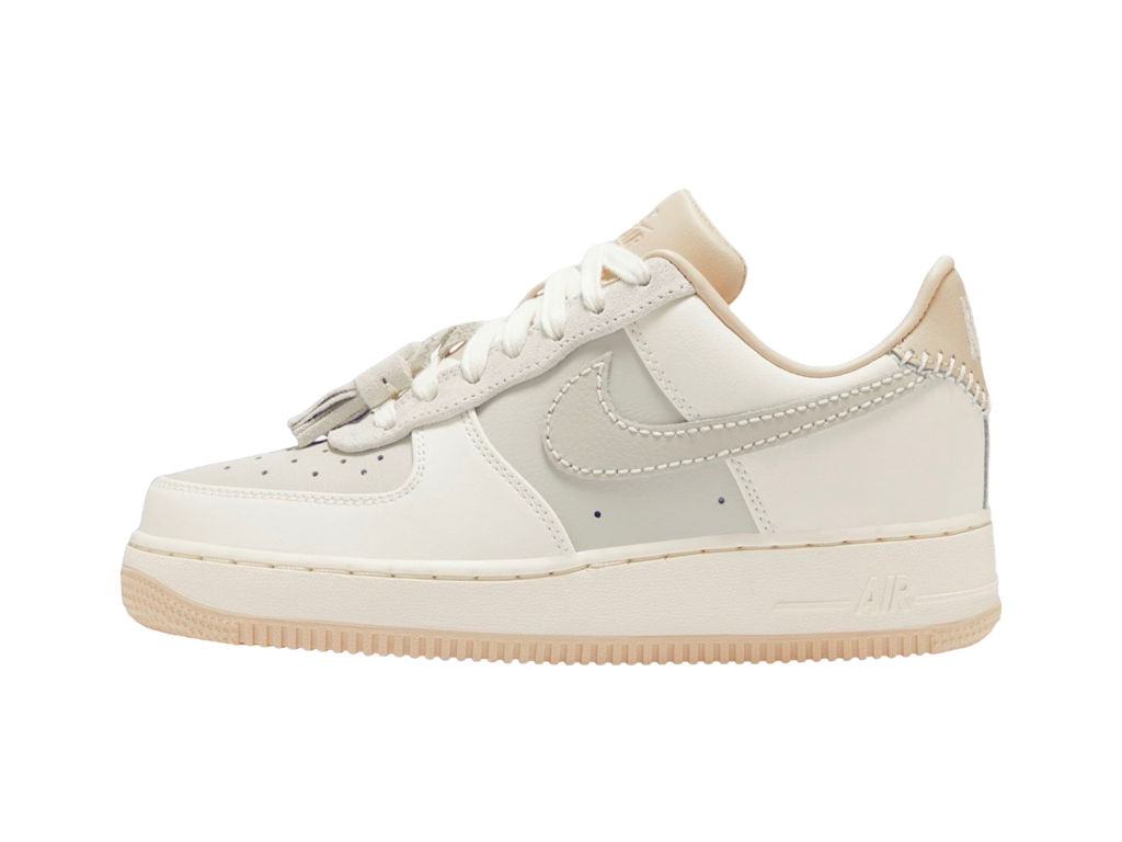 Wmns Air Force 1 Low Light Bone Suede Tassels-Nike-pikastore.cz