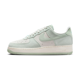Nike Wmns Air Force 1 Low Spruce Aura Pistachio Frost