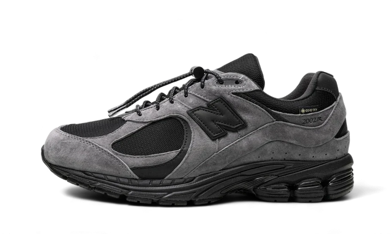 New Balance 2002R Gore-Tex JJJJound Charcoal-sneakers-New Balance-pikastore.cz