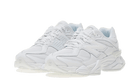 New Balance 9060 Triple White-sneakers-New Balance-pikastore.cz