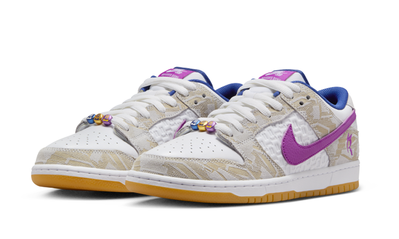 Nike SB Dunk Low Rayssa Leal-sneakers-Nike-pikastore.cz