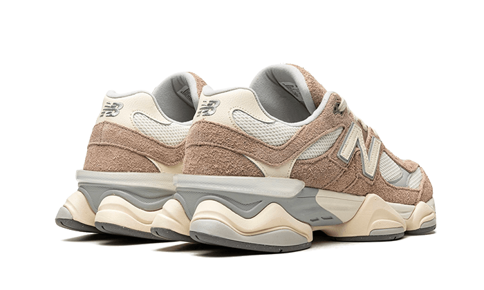 New Balance 9060 Driftwood Stone Pink Sea Salt-sneakers-New Balance-pikastore.cz