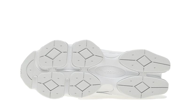 New Balance 9060 Triple White-sneakers-New Balance-pikastore.cz