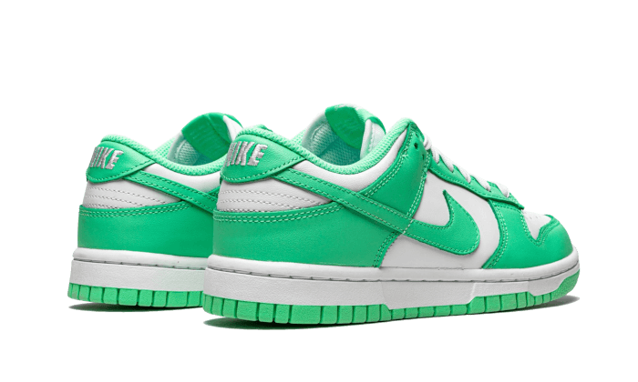 Nike Wmns Dunk Low Green Glow-Nike-pikastore.cz