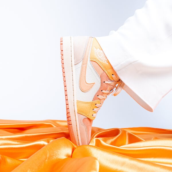Nike Air Jordan 1 Mid Apricot-Air Jordan-pikastore.cz