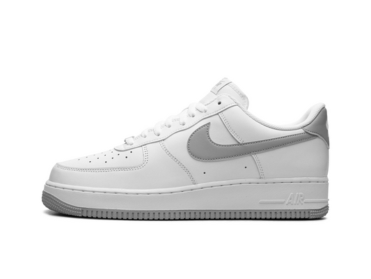 Nike Air Force 1 07 White Light Smoke Grey