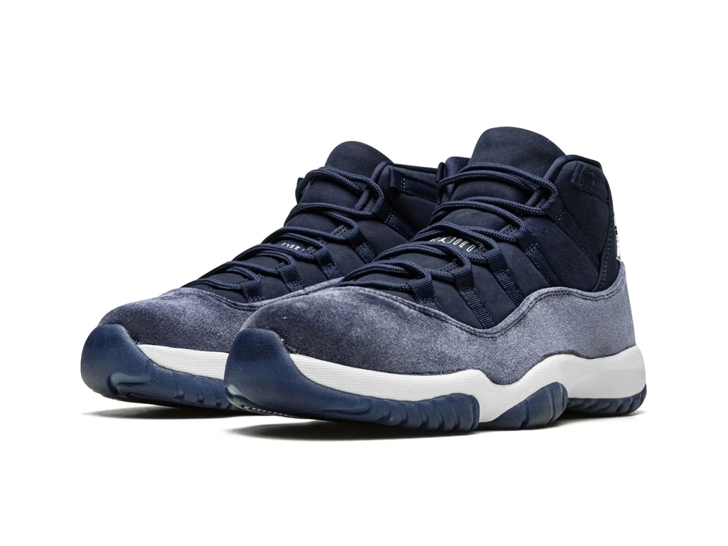 Wmns Air Jordan 11 Retro Midnight Navy Velvet