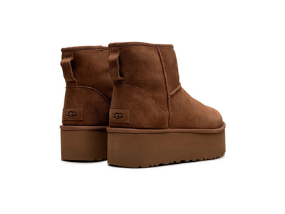 UGG klasične mini čizme s platformom boje kestena (ženske)