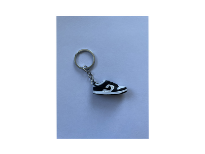 3D Keychain Nike Dunk Low Supreme White Black