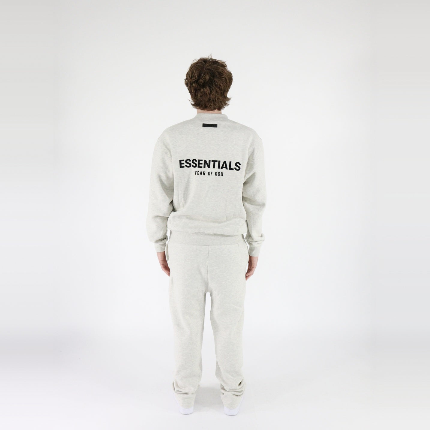 pikastore.cz - Fear of God Essentials S22 Relaxed Sweatpants + S22 Hoodie Light Oatmeal - SET-Bundle-pikastore.cz-pikastore.cz