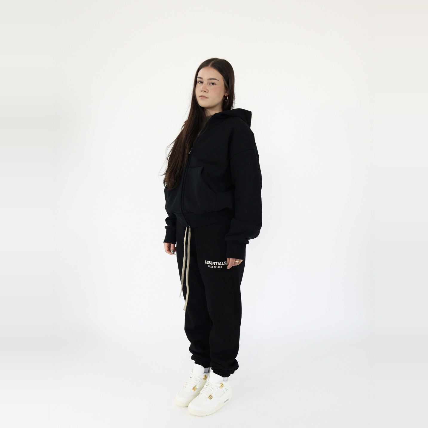 pikastore.cz Fear of God Essentials Fleece Hoodie S24 Black + S24 Sweatpants Black SET-Bundle-pikastore.cz-pikastore.cz