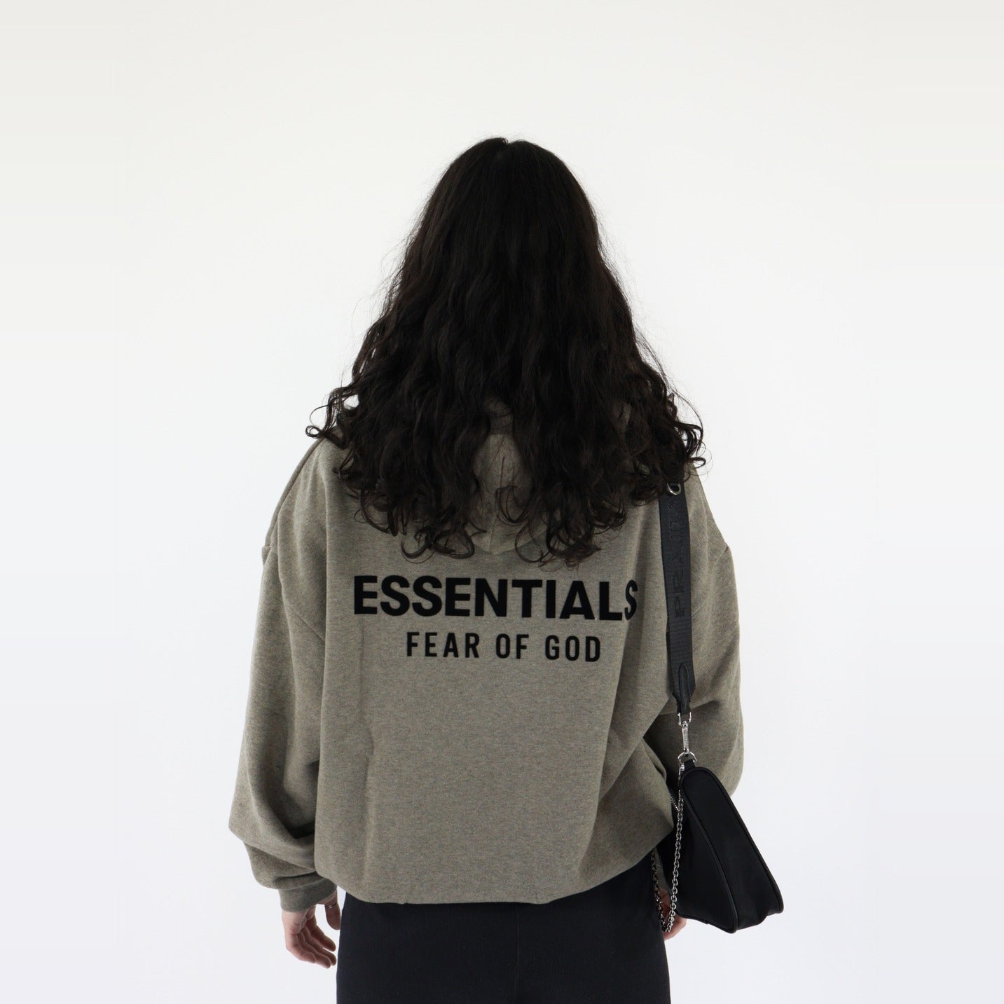 Fear of God Essentials Fleece Hoodie S24 Heather Gray - PIKASTORE-Clothing-Fear of God-pikastore.cz