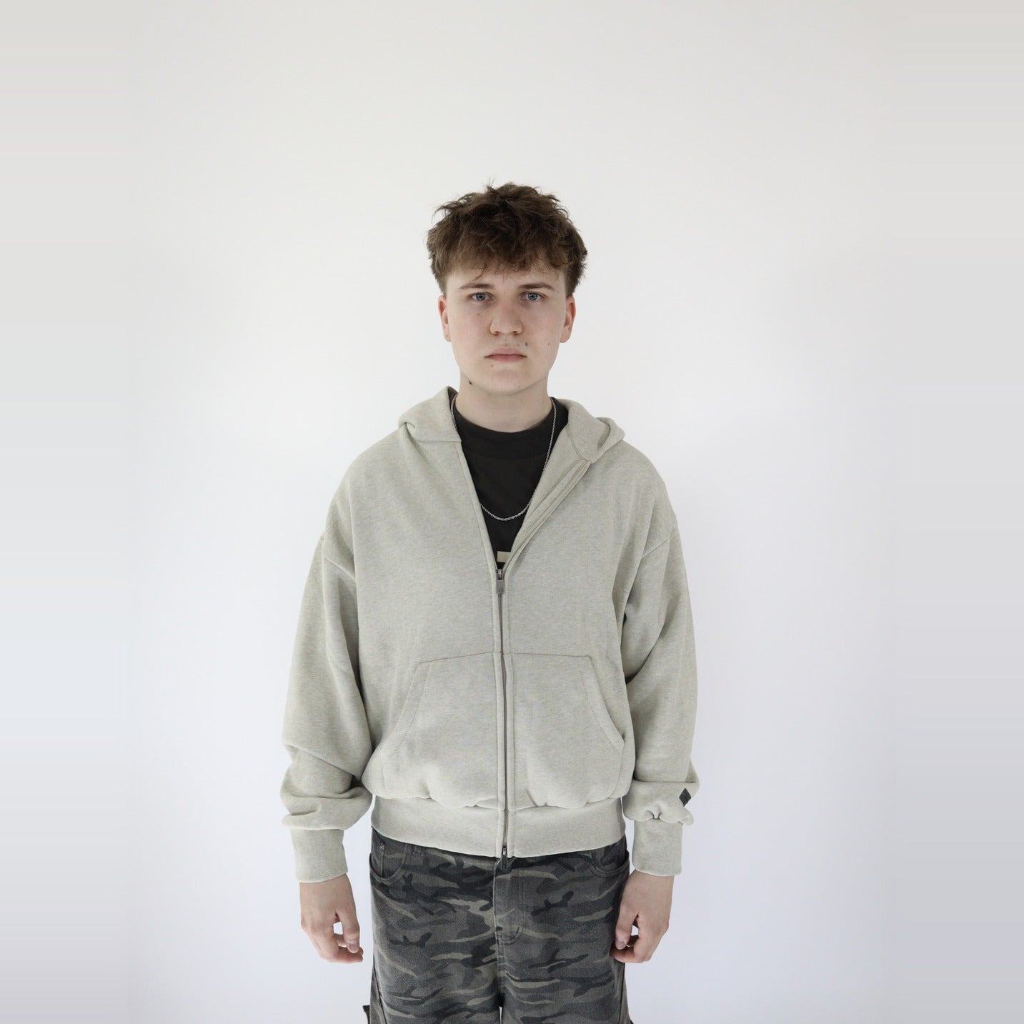 Fear of God Essentials S25 Zip Hoodie Heather Stone-Clothing-Fear of God-pikastore.cz