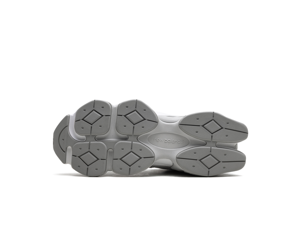 New Balance 9060 Silver Metallic Grey