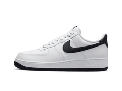 Nike Air Force 1 07 White Black Outsole