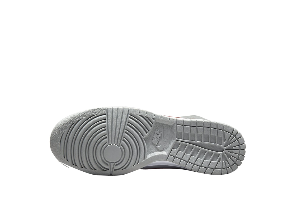 Nike Dunk High SE Athletic Club - Light Smoke Grey Gym Red-Nike-pikastore.cz