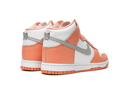 Nike Wmns Dunk High Salmon