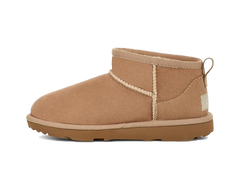 UGG Classic Ultra Mini Boot Sand (Kids)