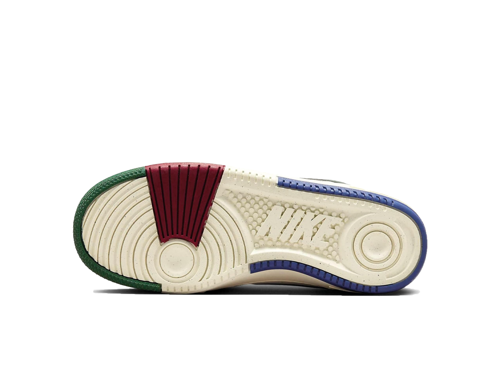 Wmns Gamma Force Sail Red Fir-Nike-pikastore.cz