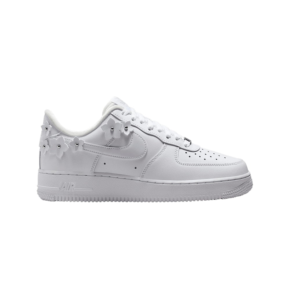 Nike Wmns Air Force 1 07 White Wolf Grey Metallic Silver – buty, srebrny
