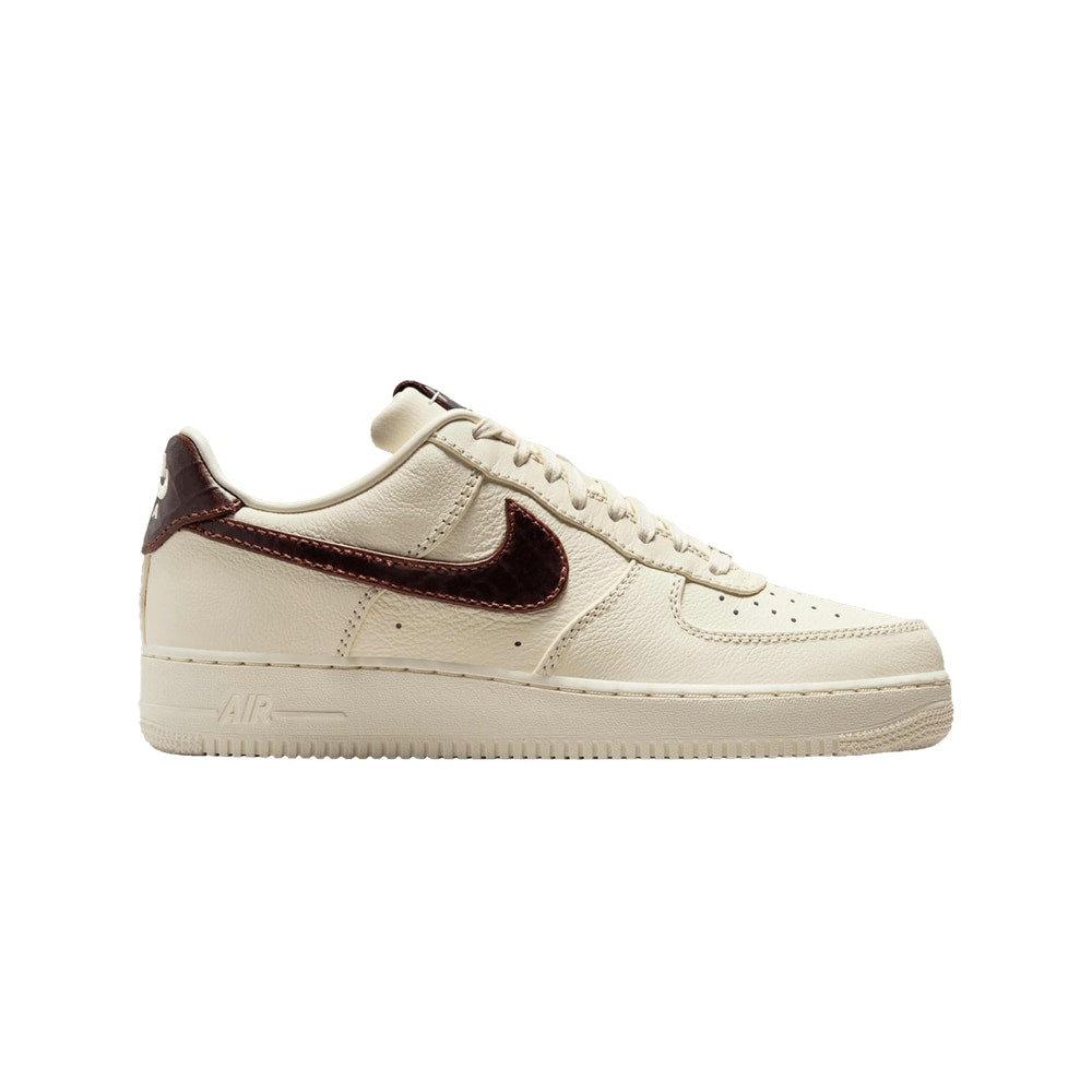 Nike Air Force 1 07 Soft Pearl Brown Croc – baskets, beige